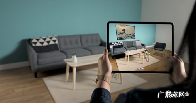 苹果AR 15年,如今只差一个“壳”?