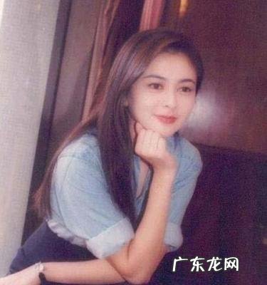 高尔夫关之琳照片 关之琳小时候照片