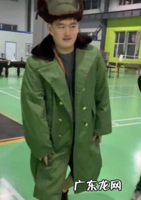 赵本山的老婆是那个民族 赵本山有几个老婆