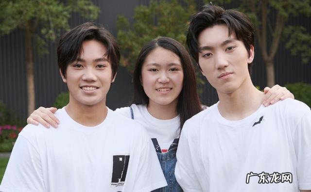 张艺谋的老婆有几个 张艺谋的老婆