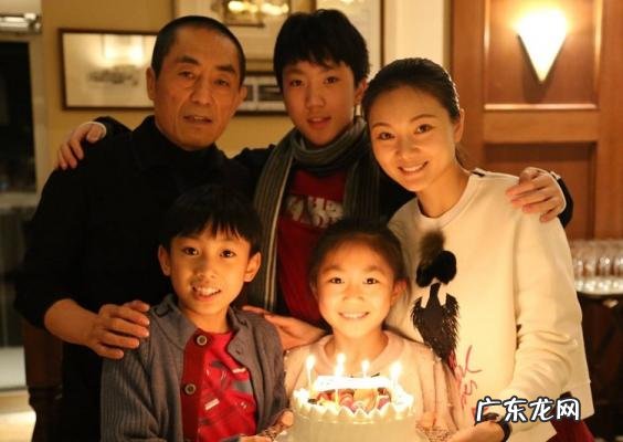 张艺谋的老婆有几个 张艺谋的老婆