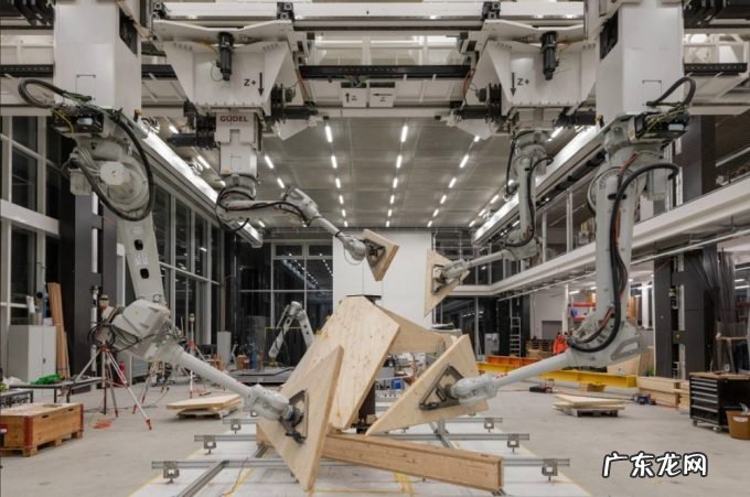 瑞士研究人员正在利用机器人和AI技术设计并建造一座“空中花园