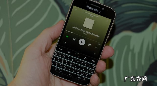 有线耳机“文艺复兴”，是因为年轻人厌倦AirPods了吗？