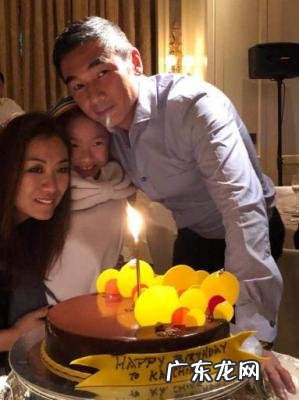 方中信莫可欣恋爱结婚 方中信莫可欣