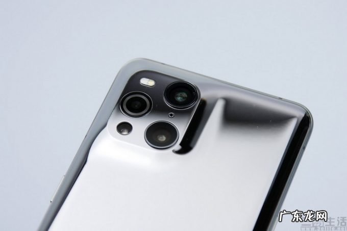 在新机潮到来前,先来聊聊手机长焦的那些事