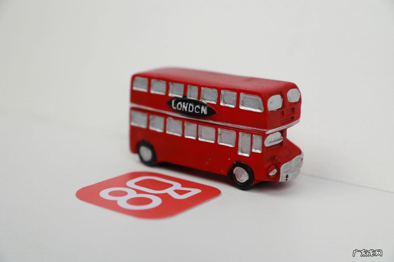 快手10月至今打击盗版直播内容241个封禁帐号4个