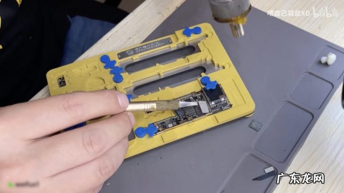 Apple 新政策允许个人维修 iPhone,真的能帮你省钱吗?