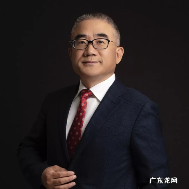 震坤行创始人陈龙:ToB企业如何避免人效陷阱?|组织能力优秀案例