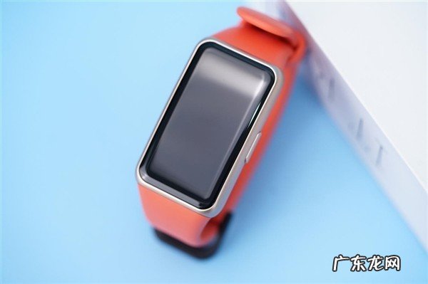 2021年“深圳伴手礼”发布：华为手环6入选