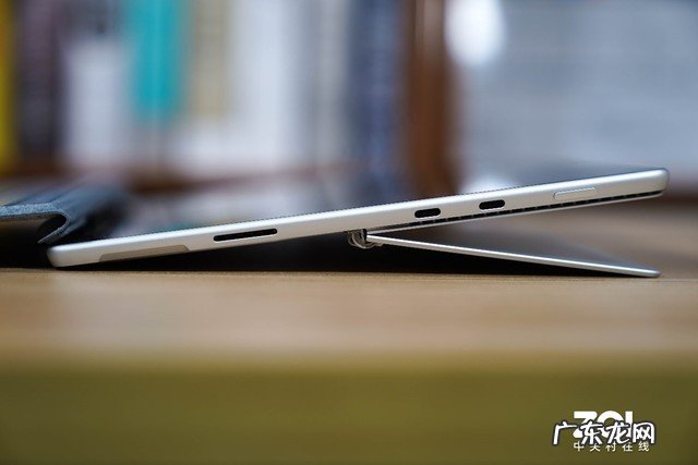 120z高刷屏+Win11 Suface Pro 8 体验报告