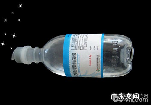 怎样对小狗的鼻孔及口腔内部开展清理