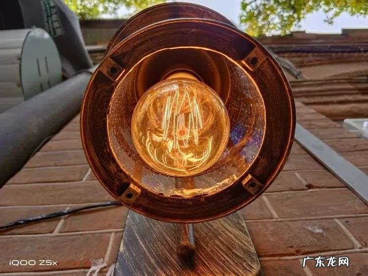 微距副摄与虚化副摄，现在还有存在的意义吗