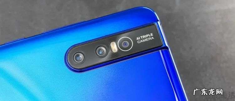 微距副摄与虚化副摄，现在还有存在的意义吗