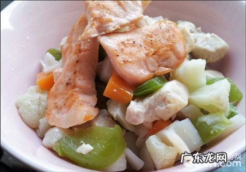 【美食推荐】自做狗狗磨牙饭