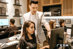 淘宝虚拟电商赚钱吗？竞争大吗？