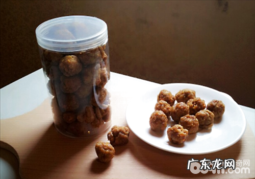 【美食推荐】自做小狗红萝卜肉球小零食