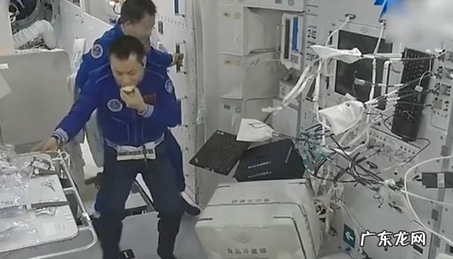 神舟十三号携带6个月的食物,在太空会变质吗?吃坏肚子怎么办?