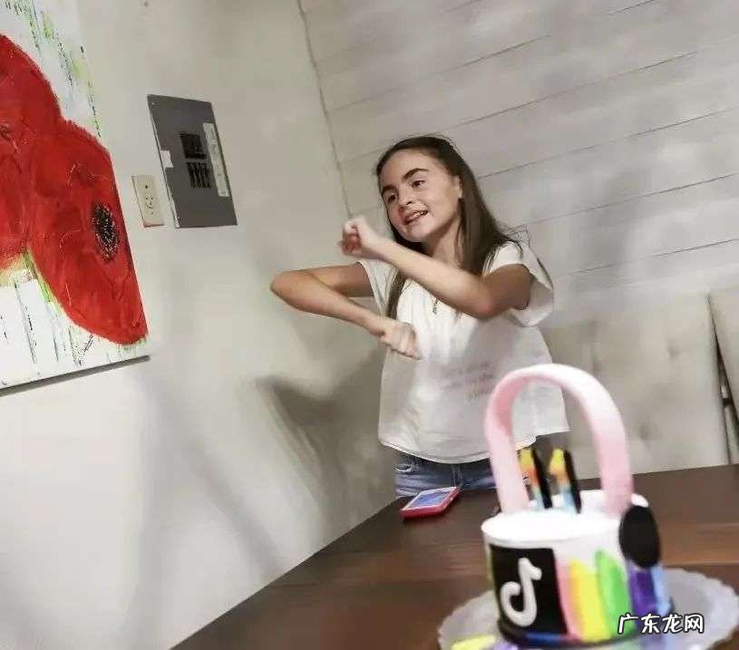 元宇宙之战还没开打,小扎就先让了张一鸣半子