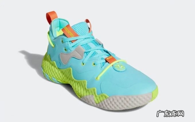 阿迪最新“顶级球鞋”官图终于曝光！光看颜值我打满分！