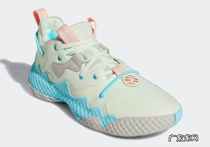 阿迪最新“顶级球鞋”官图终于曝光！光看颜值我打满分！