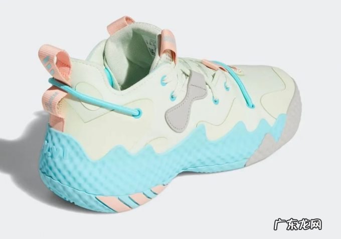 阿迪最新“顶级球鞋”官图终于曝光！光看颜值我打满分！