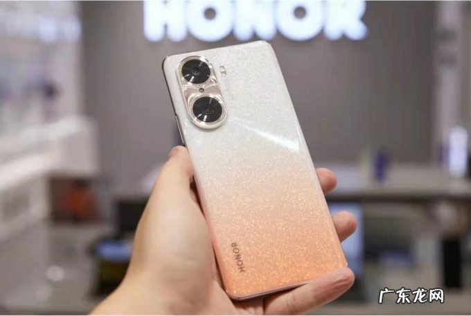 荣耀60发布前必看，全系单打孔屏多核跑分2971，还有12G皇帝版