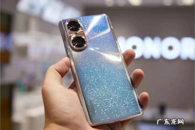 荣耀60发布前必看，全系单打孔屏多核跑分2971，还有12G皇帝版