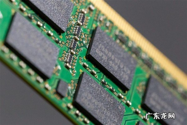 等等党福音！曝明年DRAM价格下跌20％-30％