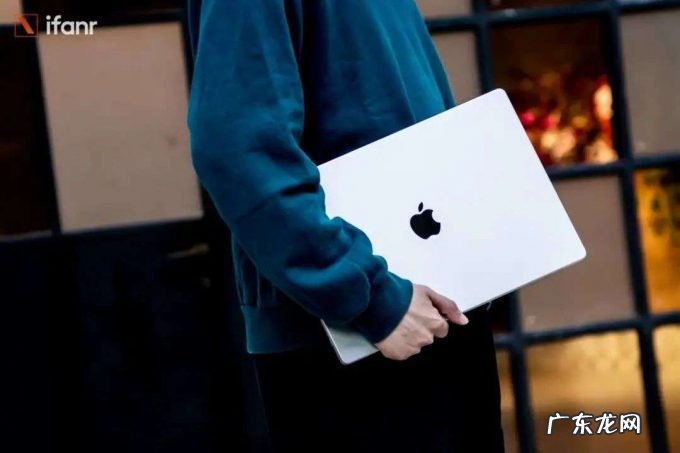 为什么MacBook Pro看起来厚了？