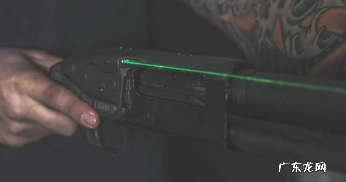 一款XTECH战术手枪激光器无需开关即可启动