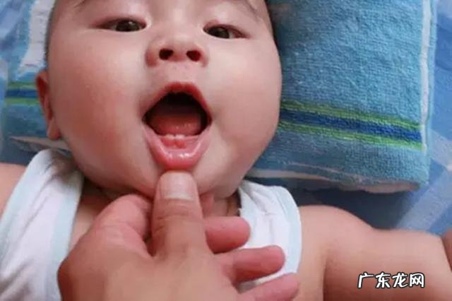 宝宝4周牙齿发育对照表-宝宝牙齿发育情况