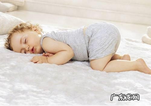 婴儿三月睡眠模式的变化-婴儿三个月睡眠特点
