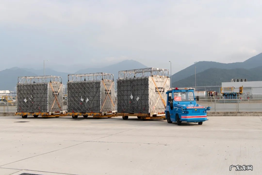 驭势科技助力香港国际机场落地全球首款无人驾驶巡逻车