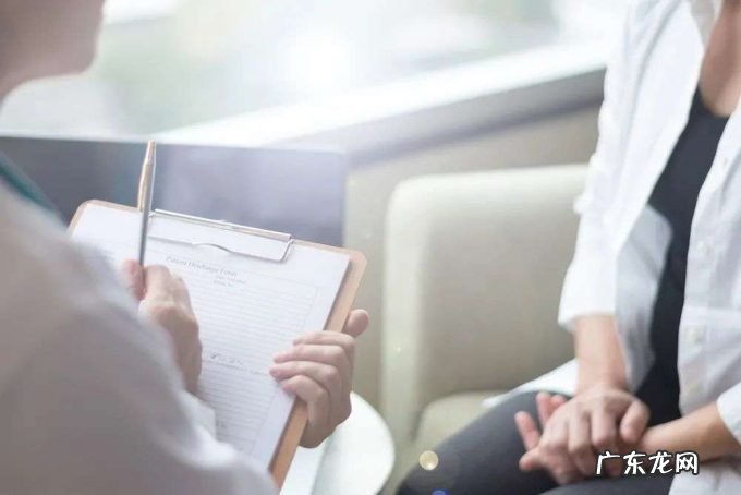 这些毕业生,为何“家里蹲”?