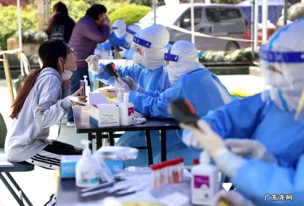 奥密克戎不是“大号流感”