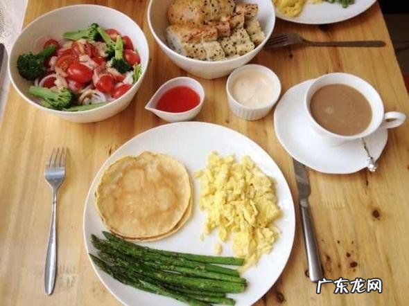 每天运动一小时,keep跑步、跳绳、瘦手臂动作,能减肥吗?