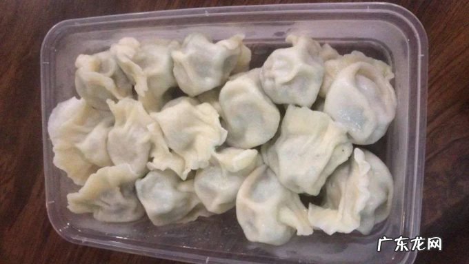 好冷,我们都躲在家里,街边小店还怎么活下去?