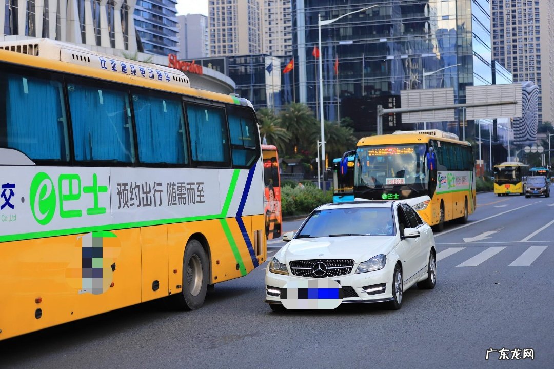 全球车企巨头发布停产燃油车时间表,电商巨头决战新能源车赛道!
