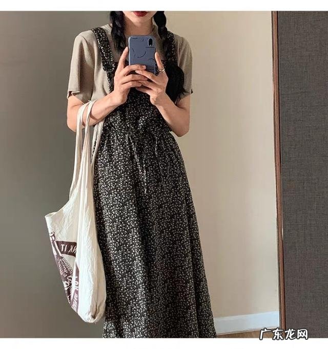 小腿粗的女生适合穿什么样的夏季服装?