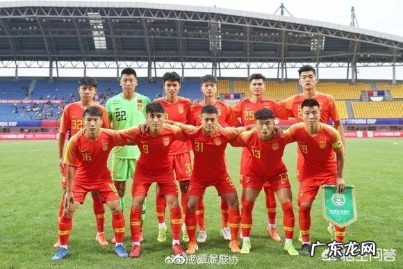 如何看待韩国足球队赢了中国队之后用脚踩球以示庆祝?