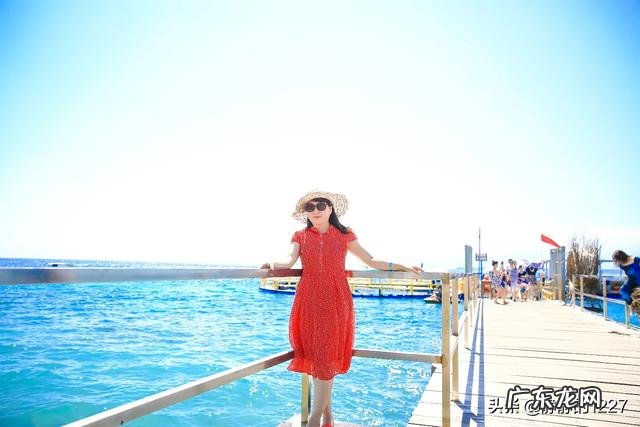 拍照技巧如何拍照显瘦 有哪些可以让人身材显得更修长的拍照技巧?