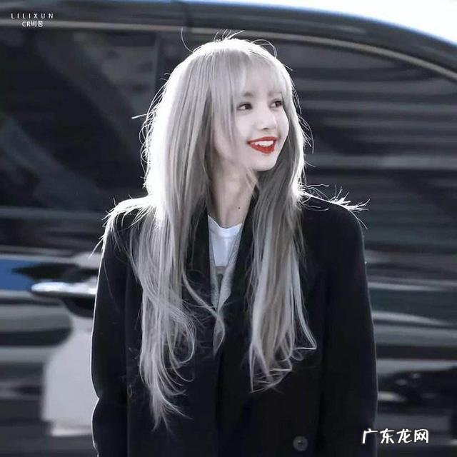 拍照技巧如何拍照显瘦 有哪些可以让人身材显得更修长的拍照技巧?