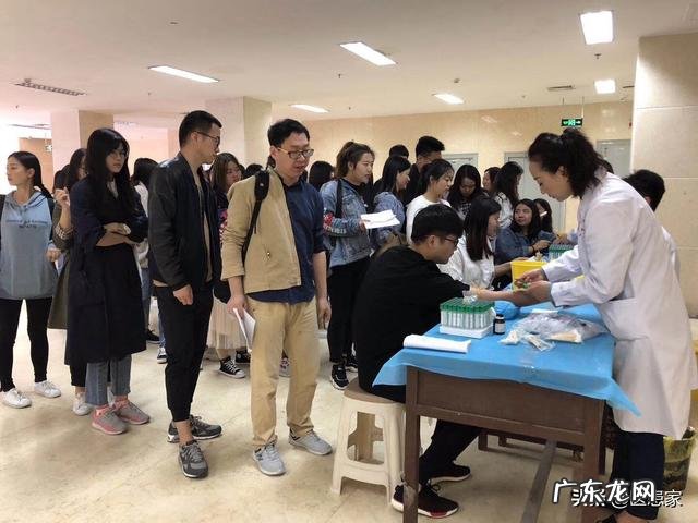 去医院做一次全面的体检需要多少钱？必做的检查有哪些？