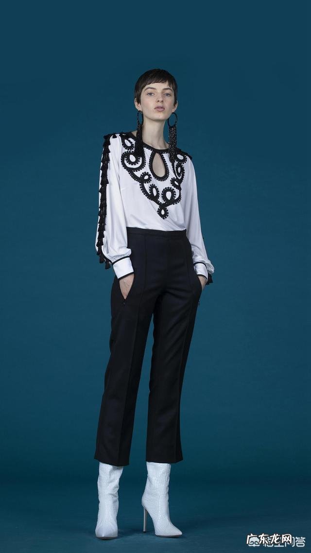 刚生完孩子20天,怎样才能收骨盆瘦小腹?