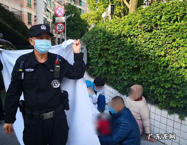 孕妇当街产子掉地上-孕妇重重的摔在地上