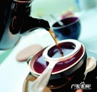 如何在减肥期优雅的喝绿茶？