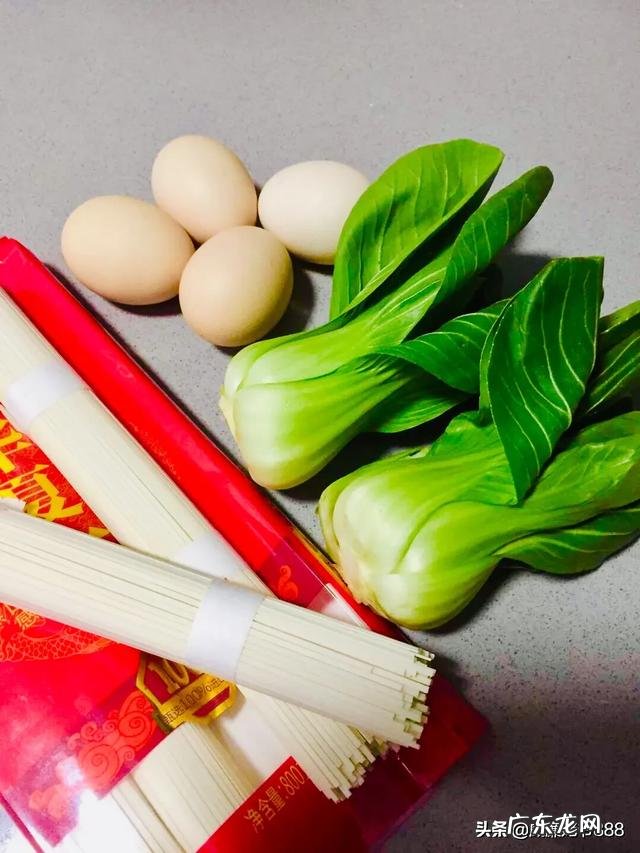 早餐吃什么好？有什么早上起来能快速做的早餐食物？