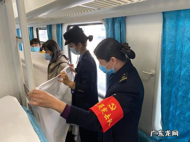 孕妇在列车突然临产-孕妇列车上突然临盆情况紧急