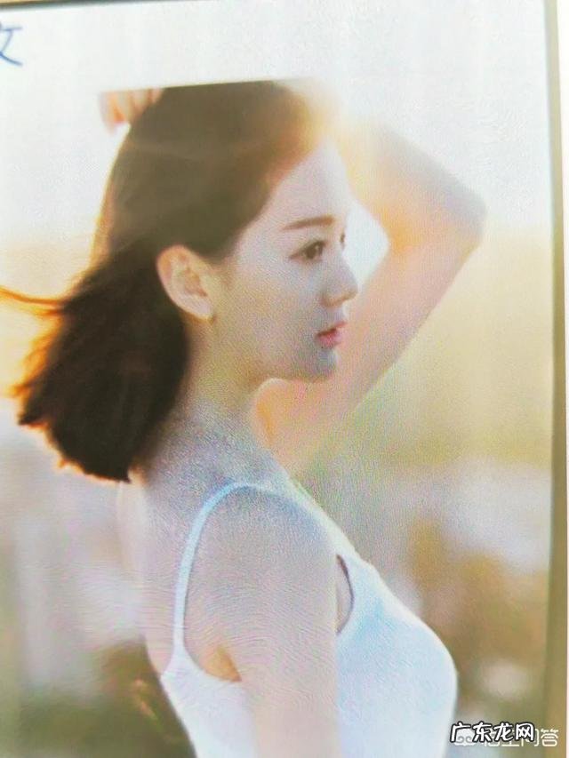 春英广场舞又见山里红分解动作 又见山里红广场舞春英是谁唱的歌?