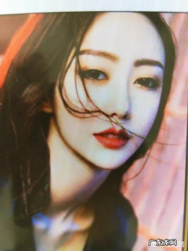 春英广场舞又见山里红分解动作 又见山里红广场舞春英是谁唱的歌?